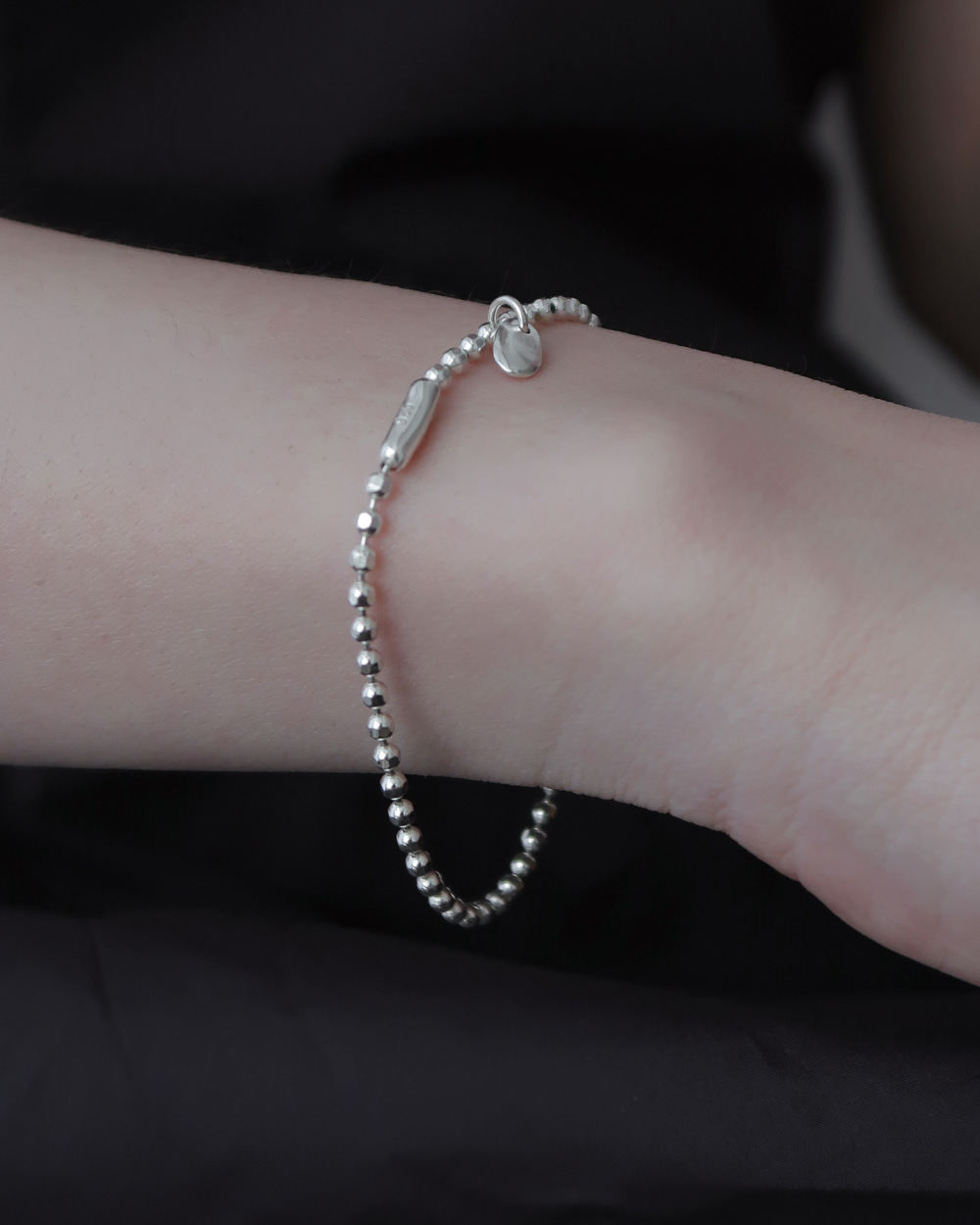 Silver beads Bracelet (2 color)